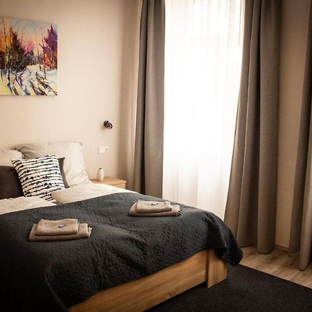 Loli Apartman Miskolc Exterior foto